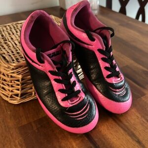 Vizari Vibrant Pink and Black Kids' Soccer Lace Up Athletic Shoes ... Size:13